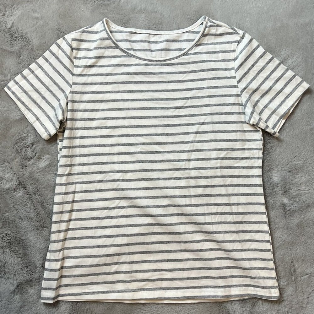 New Savi Mom Maternity Shirt - Medium